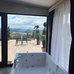 וילה Safi Forest Village *